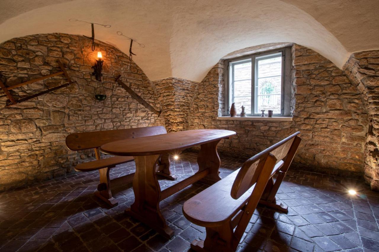 Aussergewoehnliches, Historisches, Spaetgotisches Wohnhaus Von 1519, Gries 5 Gera Luaran gambar