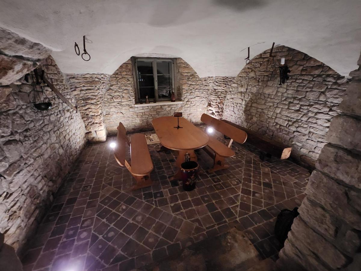 Aussergewoehnliches, Historisches, Spaetgotisches Wohnhaus Von 1519, Gries 5 Gera Luaran gambar
